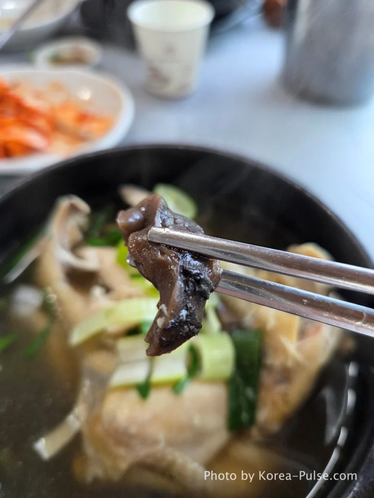 Neungi mushroom Samgyetang