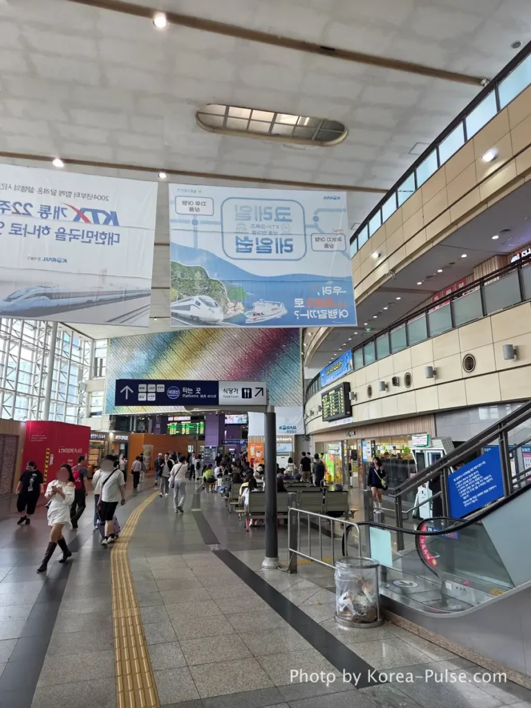Dongdaegu Station main hall and exit connecting to intercity bus terminal