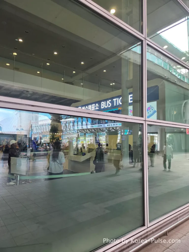 Incheon Airport Arrival Guide: Plane to Bus in Under an Hour 25 Incheon Airport Terminal 1 indoor staffed bus ticket office accepting cash and credit card near Gate 11