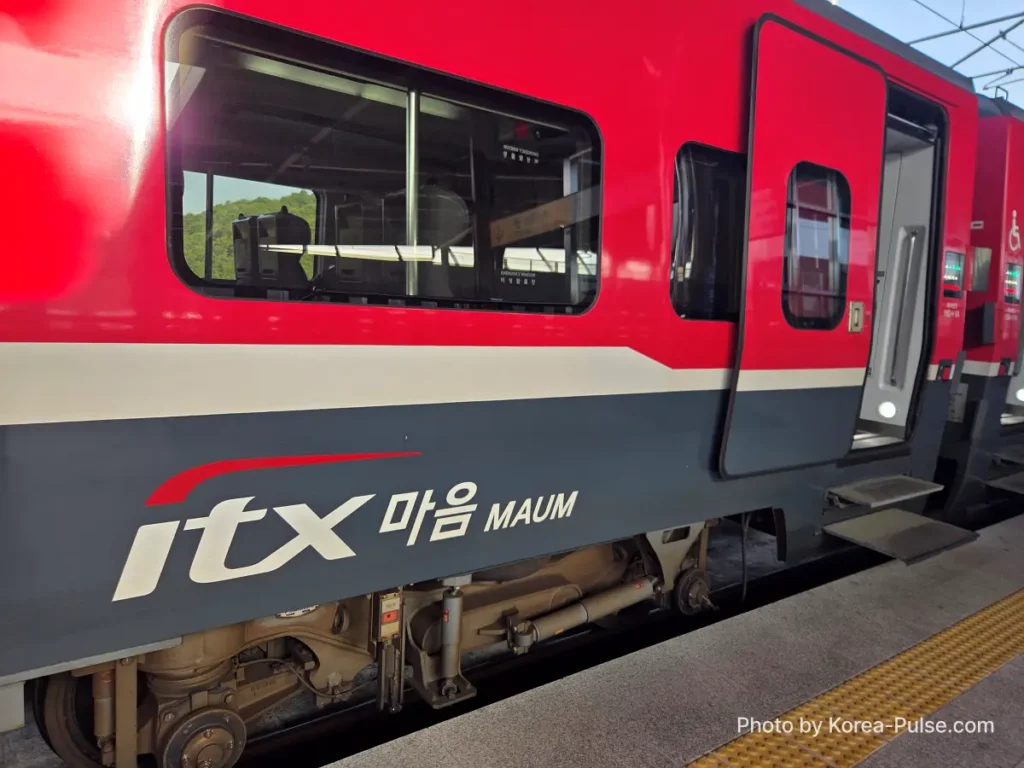  ITX train Korea ITX-Maum MAUM logo on train exterior